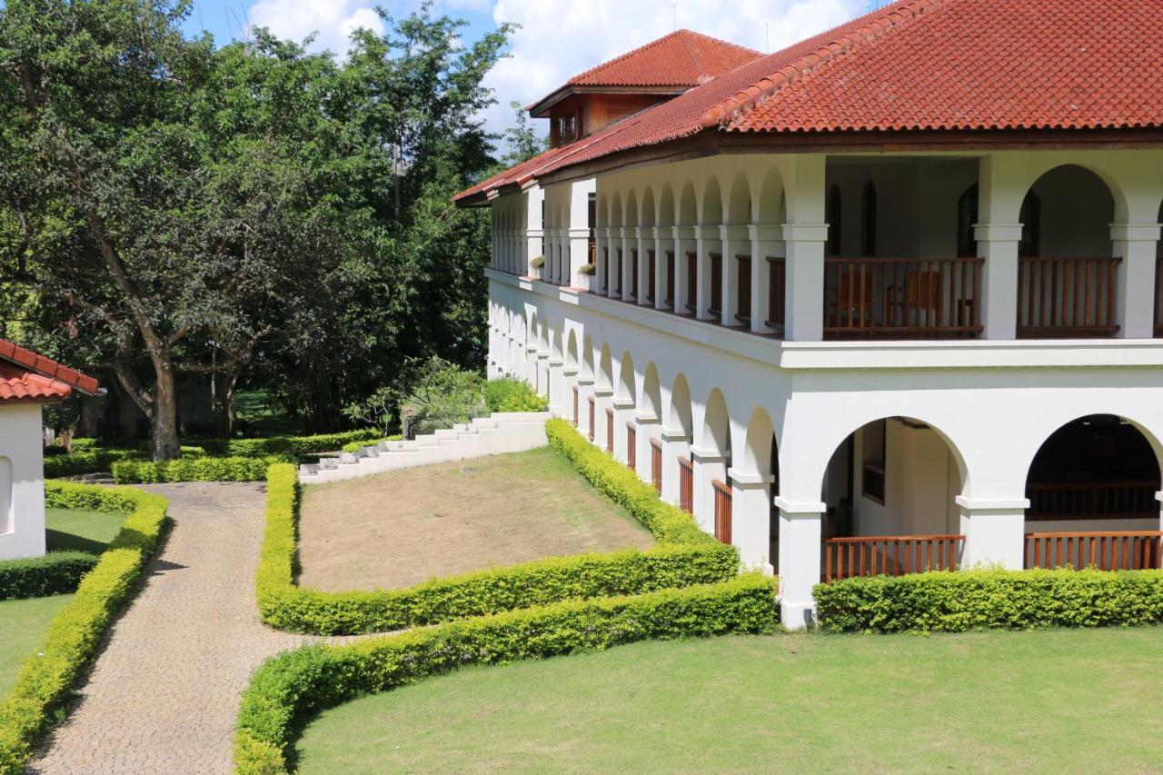 Sanctum Inle Resort Inle Lake Ngoại thất bức ảnh